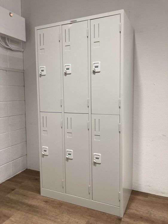アイリスチトセ6人用ロッカー 商品画像1