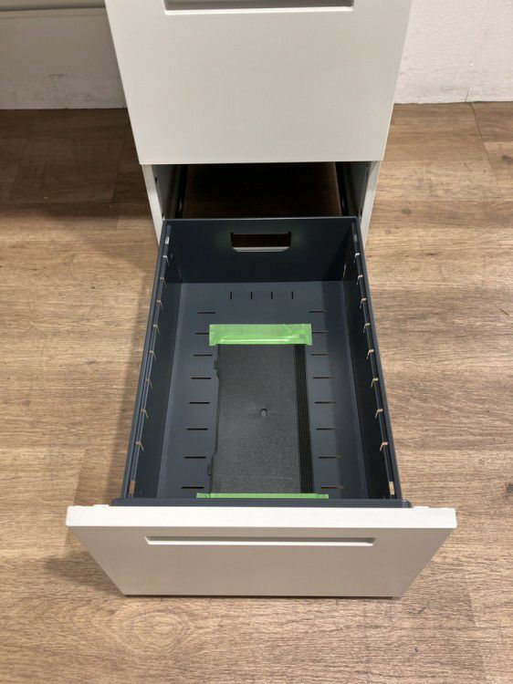 イトーキCZRシリーズ 1100片袖デスク 商品画像6