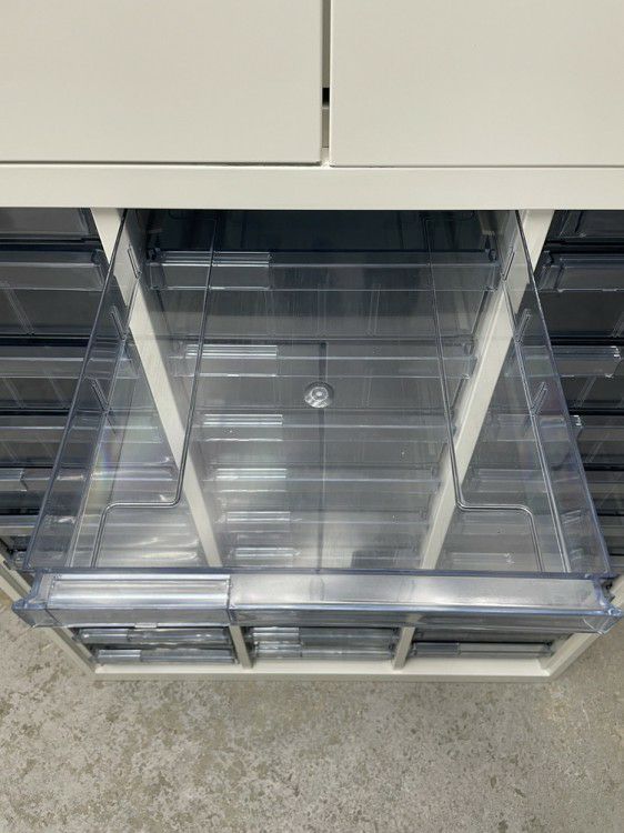 オカムラレクトラインシリーズ 両開きクリアトレー上下書庫 商品画像12