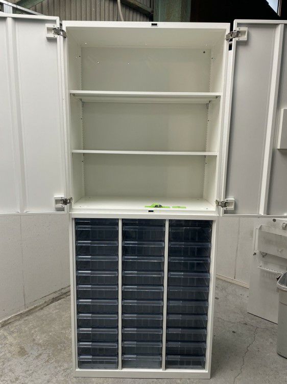 オカムラレクトラインシリーズ 両開きクリアトレー上下書庫 商品画像7