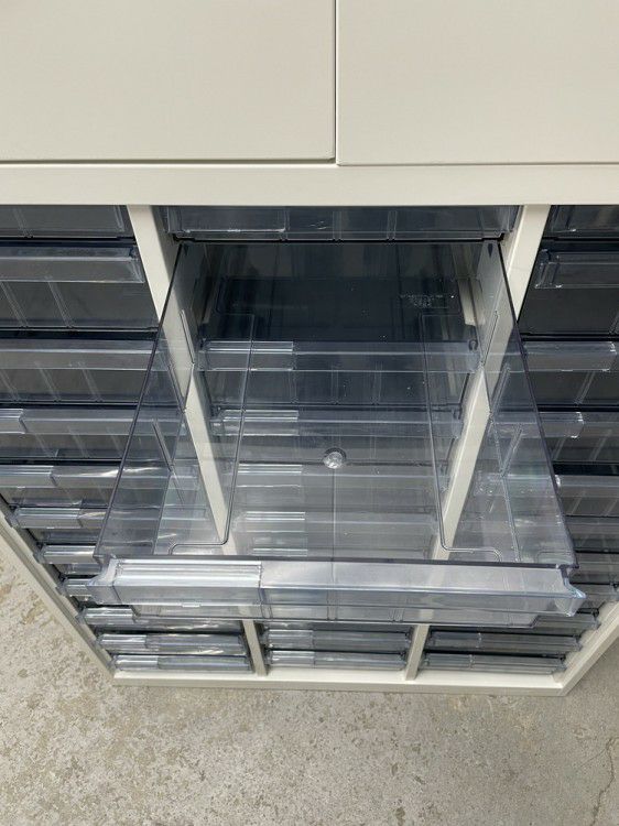 オカムラレクトラインシリーズ 両開きクリアトレー上下書庫 商品画像12