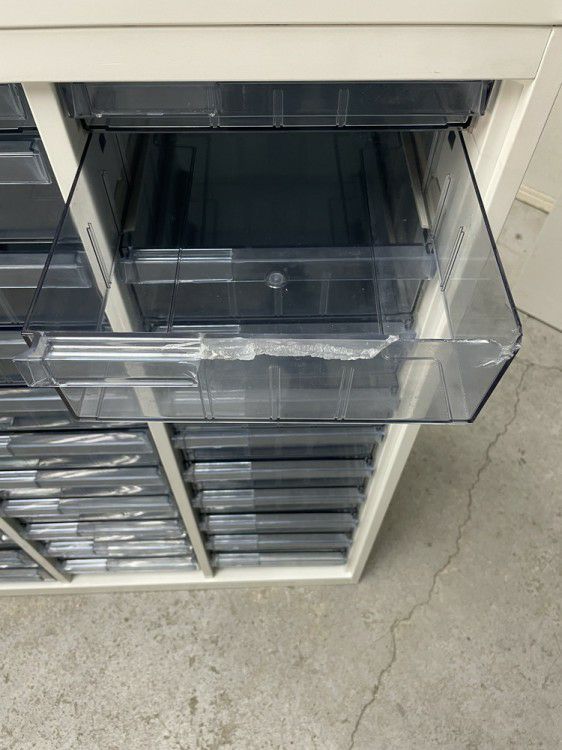 オカムラレクトラインシリーズ 両開きクリアトレー上下書庫 商品画像15