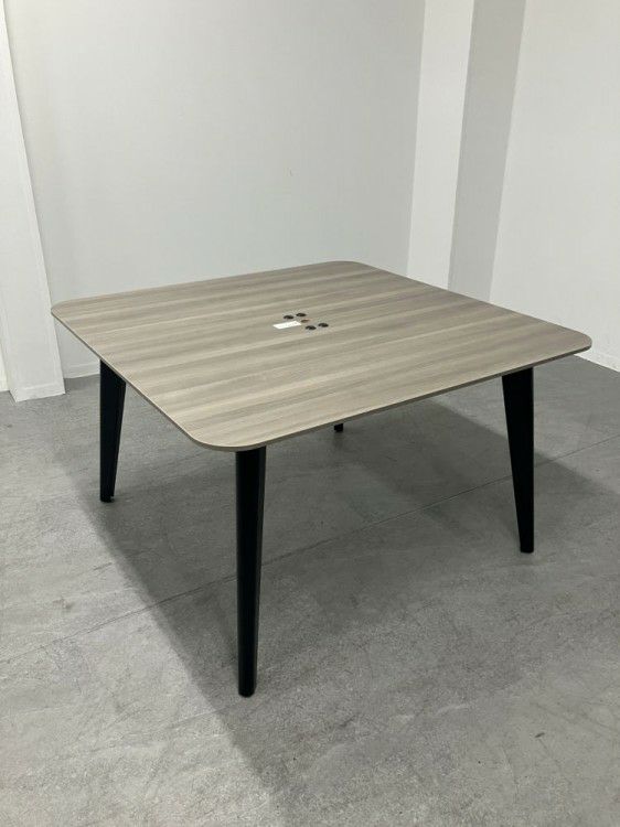 オカムラ1200ワークテーブル 商品画像1