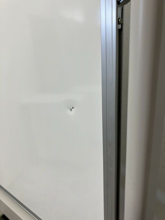 イトーキ1200脚付両面ホワイトボード 商品画像3