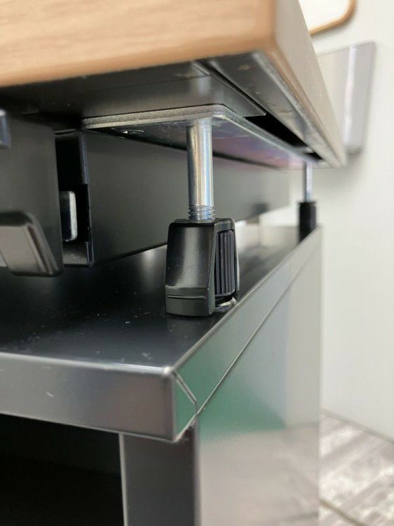 オカムラ1400L型デスク 商品画像10