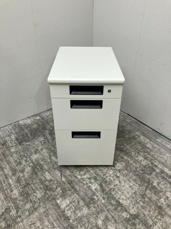 プラスフラットラインシリーズ 3段脇机 商品画像2