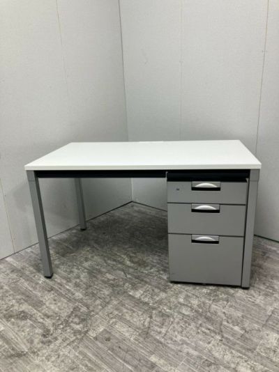 コクヨDelphi（デルフィ）シリーズ 1200平デスク 商品画像1