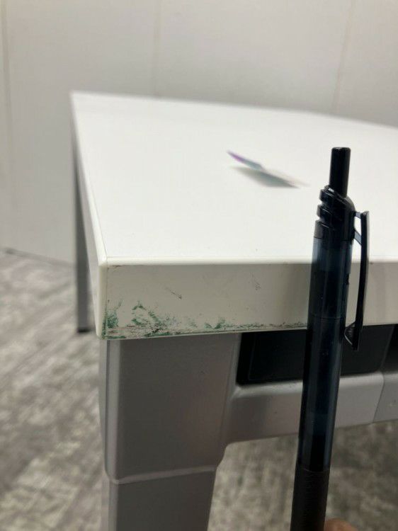 コクヨDelphi（デルフィ）シリーズ 1200平デスク 商品画像9