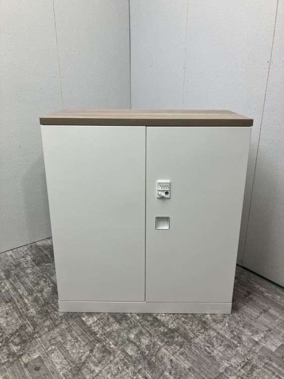 オカムラレクトラインシリーズ ダイヤル式天板付両開き書庫 商品画像1