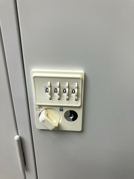 豊国工業ダイヤル式3人用ロッカー 商品画像9