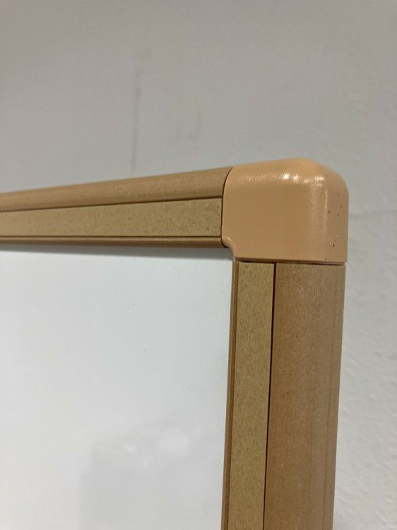 コクヨ1200脚付ホワイトボード 商品画像2