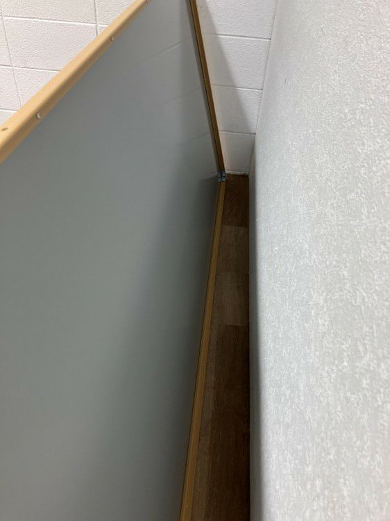 コクヨ1800壁掛けホワイトボード 商品画像5