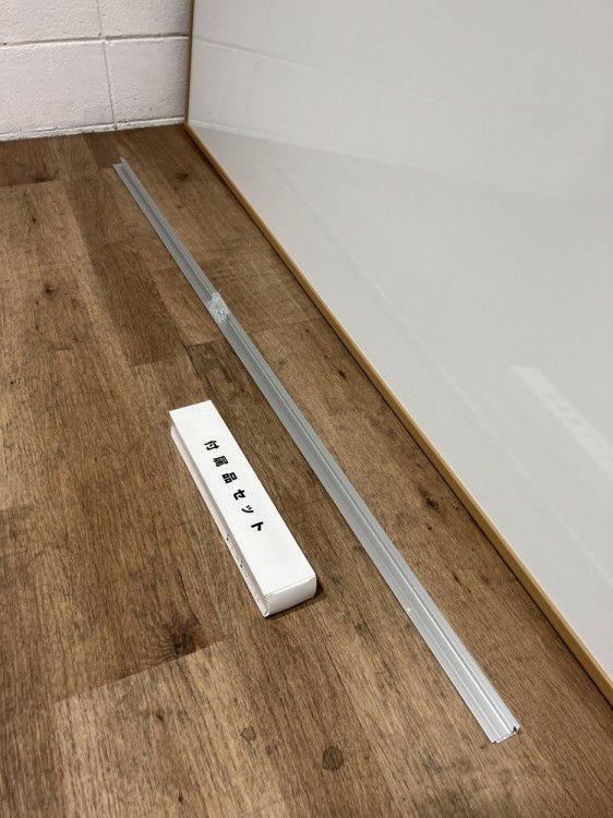 コクヨ1800壁掛けホワイトボード 商品画像6