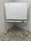 プラス脚付両面ホワイトボード 商品画像1