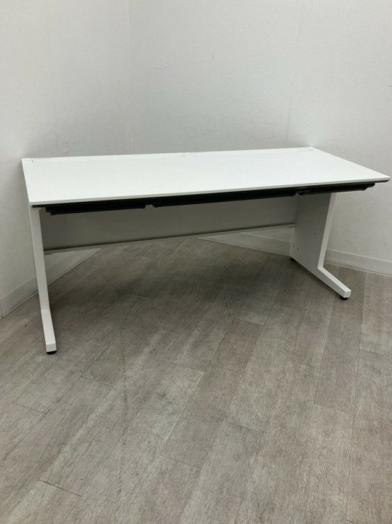 コクヨisシリーズ 1600平デスク 商品画像1