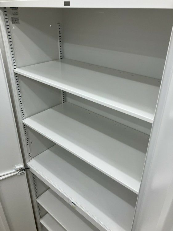 イトーキシンラインシリーズ 両開き上下書庫 商品画像9