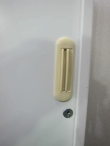 プラスLX-5(エルエックス-ファイブ)シリーズ 3扉スライド上下書庫	 商品画像3