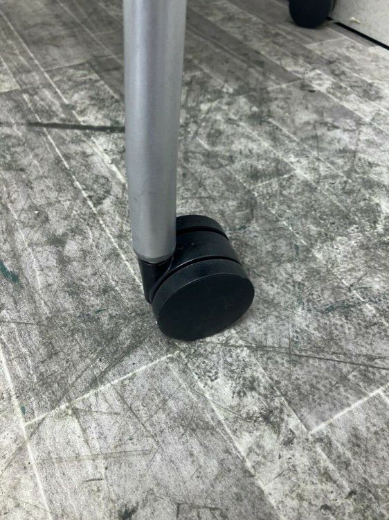 イトーキstenza(ステンザ)シリーズ 肘付ステンザチェア 商品画像6