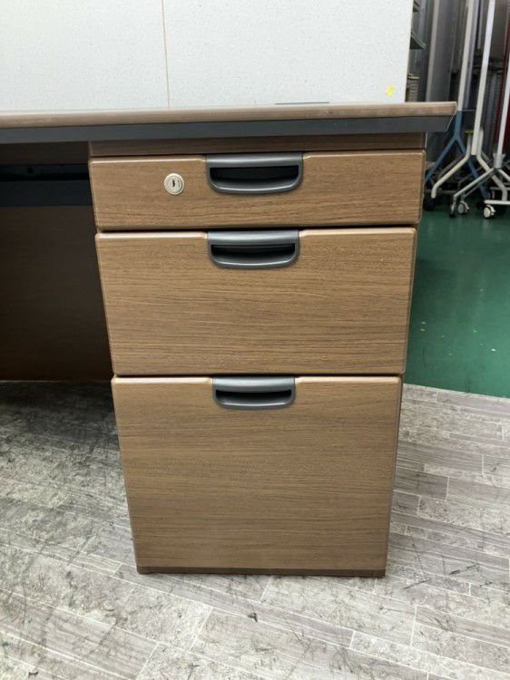 オカムラDX-4Nシリーズ 役員室用1600両袖デスク 商品画像6