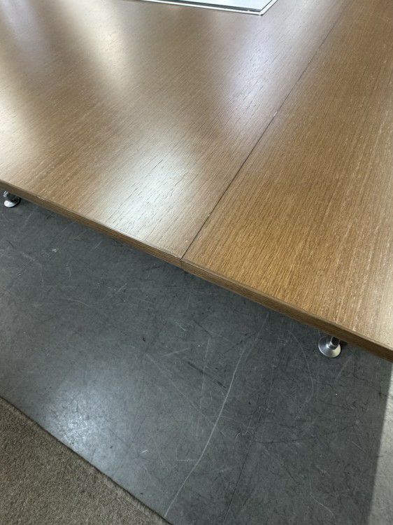 コクヨWT-200シリーズ 4000ミーティングテーブル 商品画像6