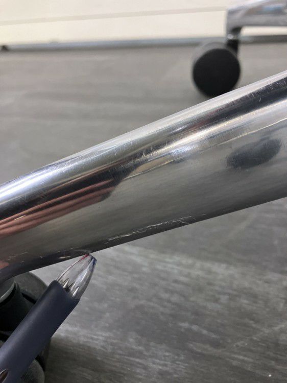 コクヨBezel(ベゼル)チェア 固定肘付ベゼルチェア 商品画像12