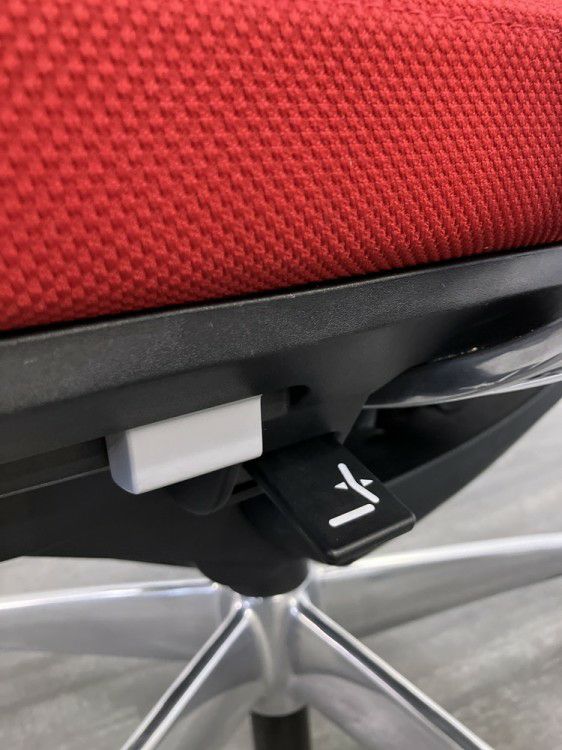 コクヨBezel(ベゼル)チェア 固定肘付ベゼルチェア 商品画像17