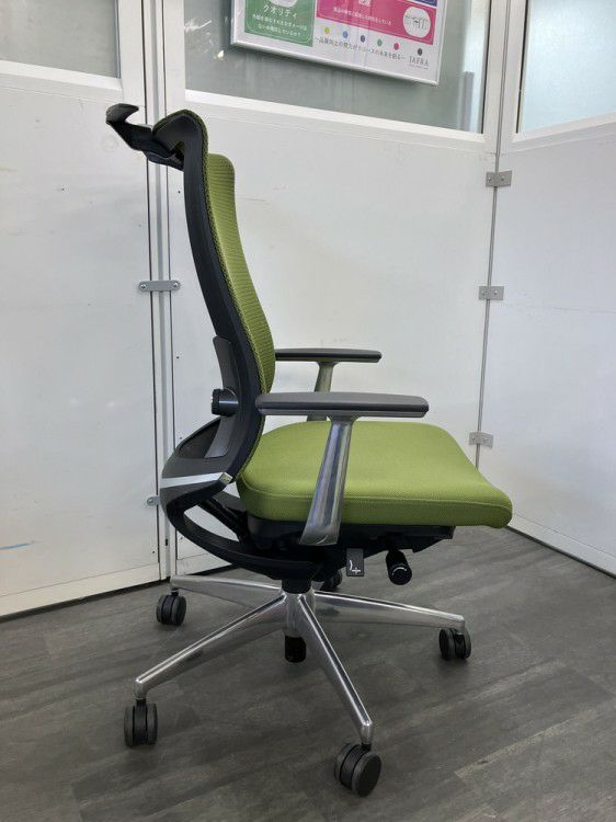 コクヨBezel(ベゼル)チェア 固定肘付ベゼルチェア 商品画像4