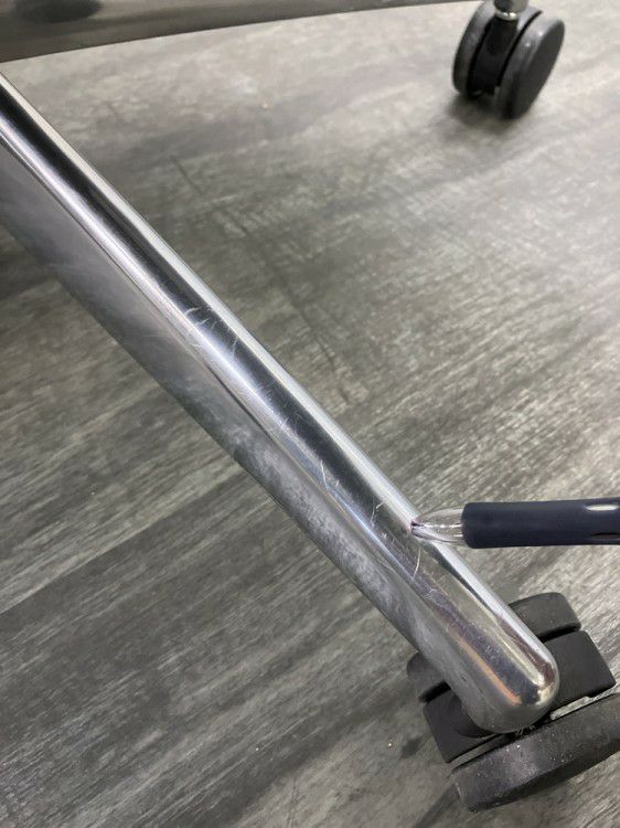 コクヨBezel(ベゼル)チェア 固定肘付ベゼルチェア 商品画像8