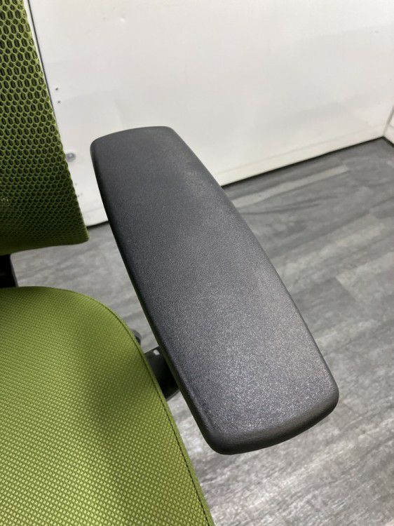 コクヨBezel(ベゼル)チェア 固定肘付ベゼルチェア 商品画像15