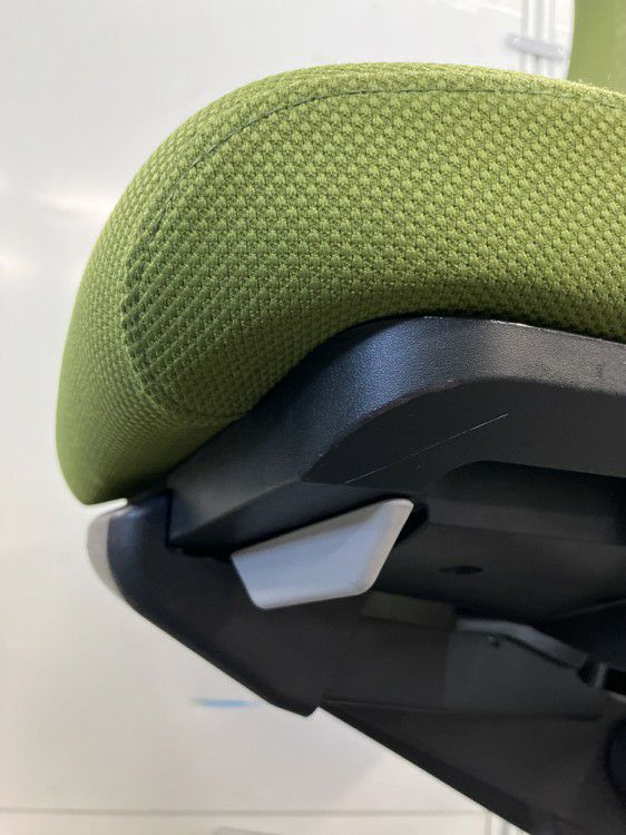 コクヨBezel(ベゼル)チェア 固定肘付ベゼルチェア 商品画像18