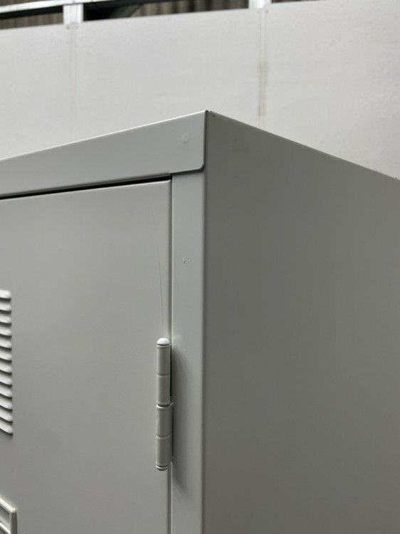 ナイキLK型シリーズ（ナイキ） 3人用ロッカー 商品画像4