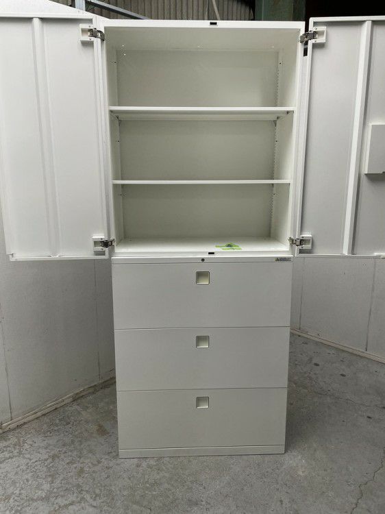 オカムラレクトラインシリーズ 両開きラテラル書庫 商品画像6