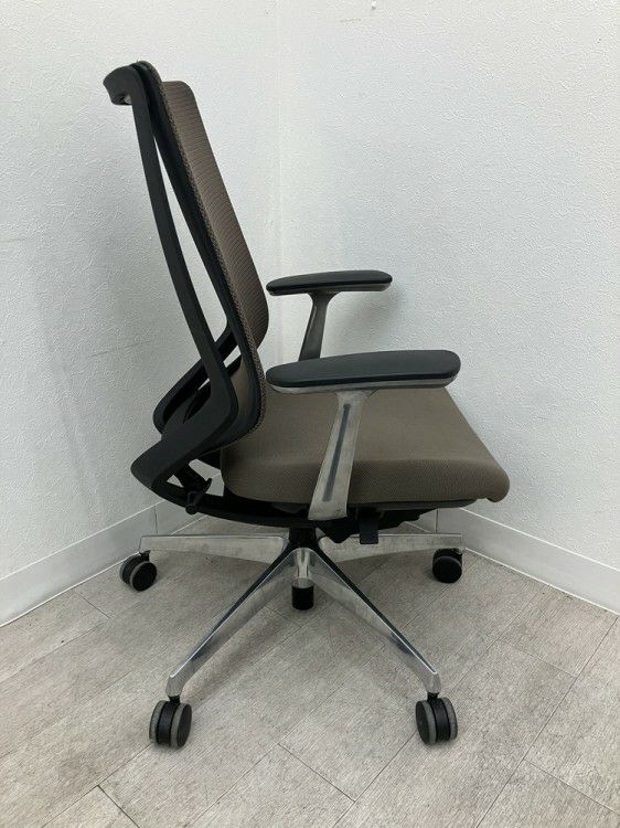 コクヨDuora(デュオラ)チェア 固定肘付デュオラチェア 商品画像3