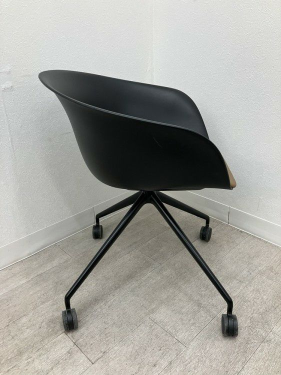 arper（アルペール）DUNA2シリーズ ミーティングチェア 商品画像3