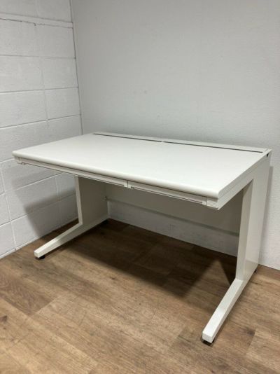 プラスUS-1Sシリーズ 1200平デスク 商品画像1