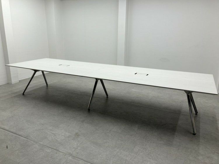 イトーキDZシリーズ 4000ミーティングテーブル 商品画像1