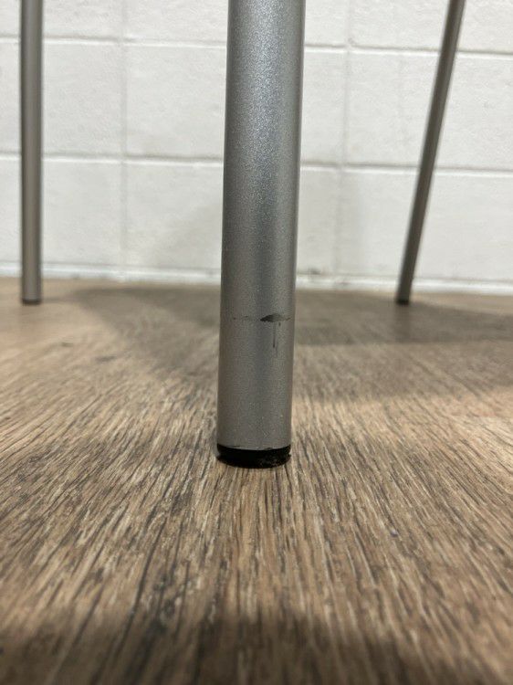 コクヨビスキオシリーズ スタッキングチェア4脚セット 商品画像6