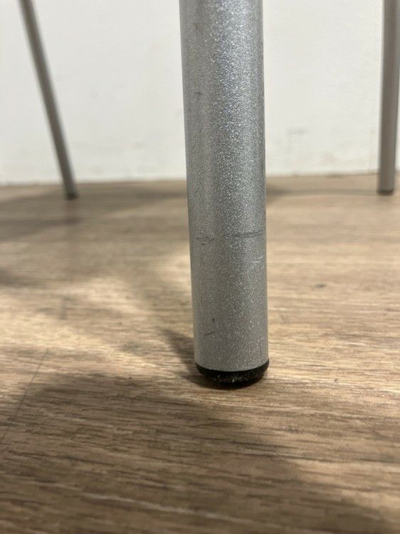 コクヨビスキオシリーズ スタッキングチェア4脚セット 商品画像9