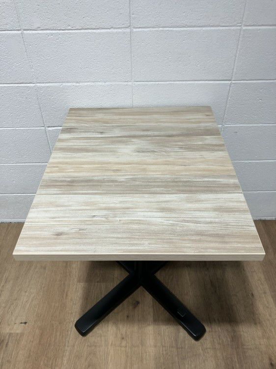 オカムラライブスシリーズ 角テーブル 商品画像2