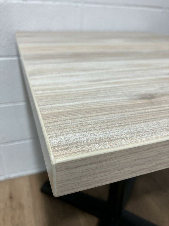 オカムラライブスシリーズ 角テーブル 商品画像3