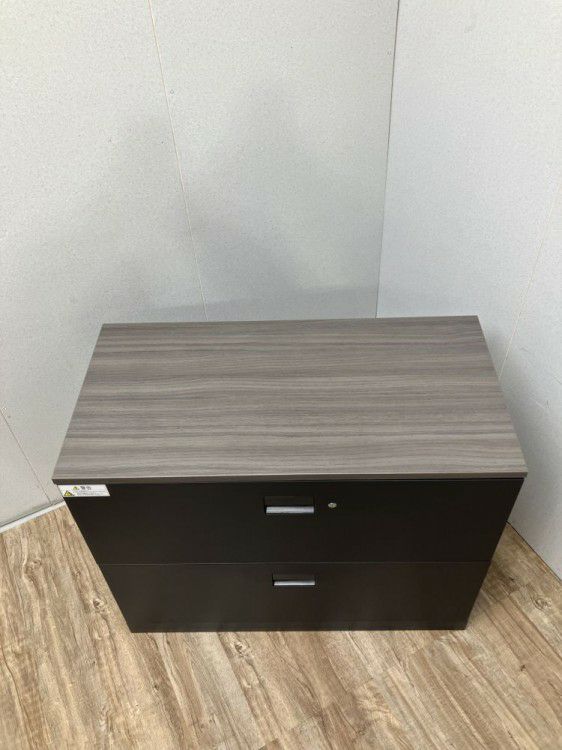 イトーキeSキャビネット(エスキャビネット)シリーズ 天板付2段ラテラル書庫 商品画像3