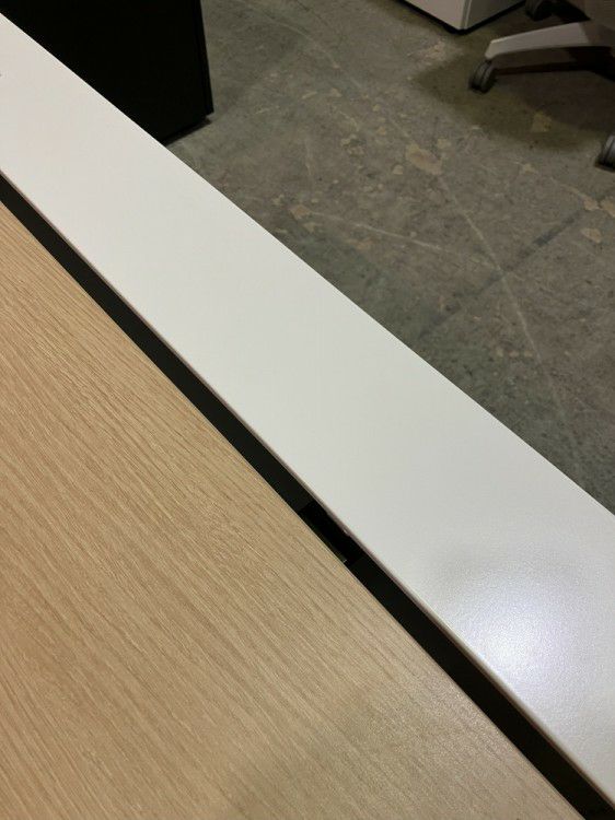 コクヨWorkVista+(ワークヴィスタプラス)シリーズ 1200平デスク 商品画像16