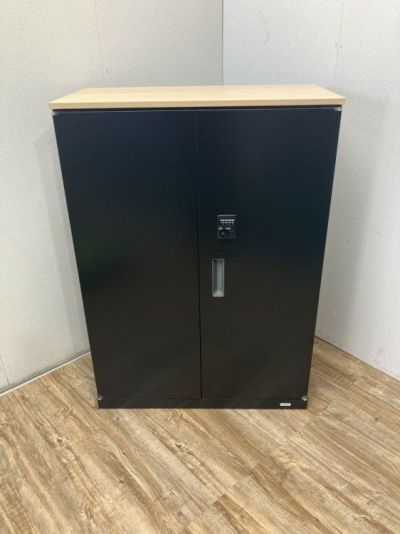 オカムラVILLAGE(ビラージュ)シリーズ ダイヤル式天板付両開き書庫 商品画像1