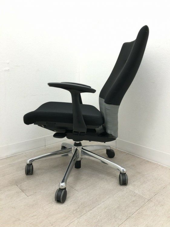 オカムラfeego(フィーゴ)チェア 肘付フィーゴチェア 商品画像4