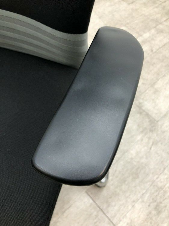 オカムラfeego(フィーゴ)チェア 固定肘付フィーゴチェア 商品画像7