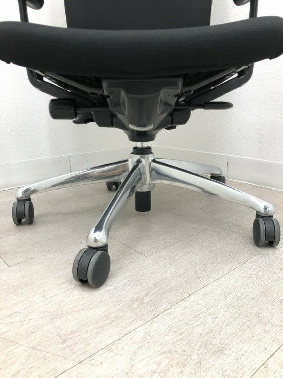 オカムラfeego(フィーゴ)チェア 固定肘付フィーゴチェア 商品画像15