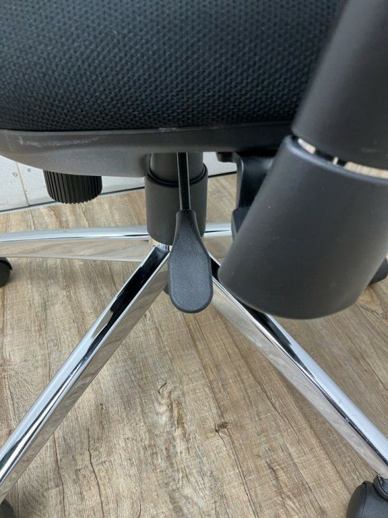 プラス可動肘付プリセアチェア 商品画像9