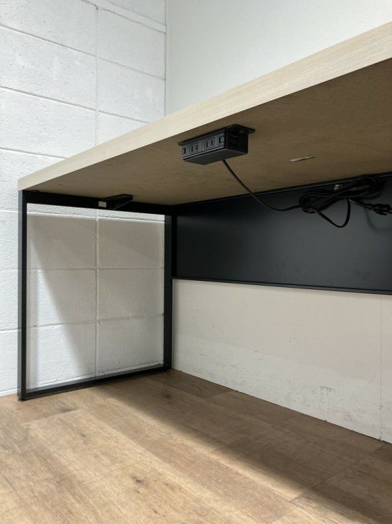 オカムラAlt Piazza(アルトピアッツァ)シリーズ 1800ワークテーブル 商品画像4