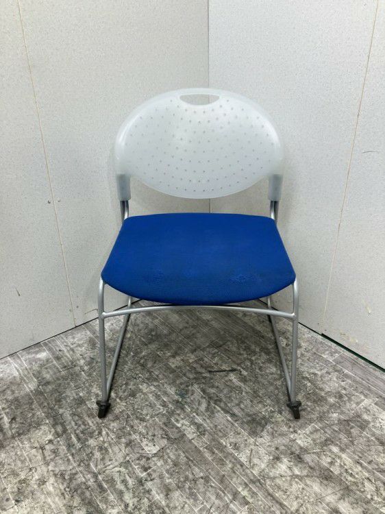 イトーキクリケットチェア 商品画像2