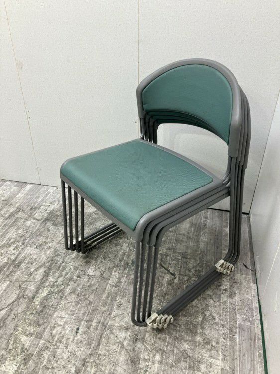 ウチダ（内田洋行）スタッキングチェア 商品画像10